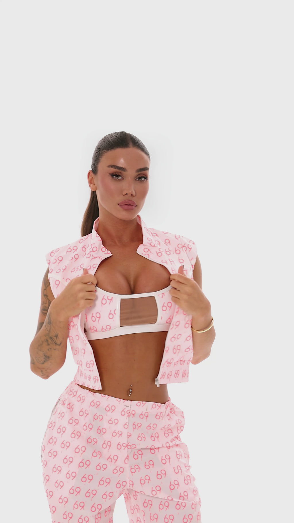 Headline 69 Vest